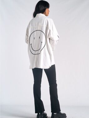 Elan White Oversized Shacket with Black Smiley Back